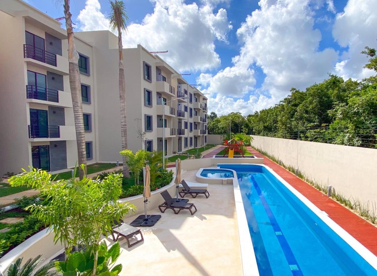 Astoria Gated Condos Cancun Exterior photo